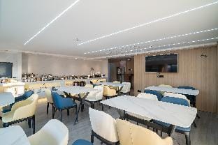 Starway Hotel Nanjing Gaochun Economic Development Zone Huayang City Hotel in Nanjing