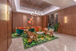 Orange Hotel Linyi Binhe Wanda Plaza Hotel in Jiangsu