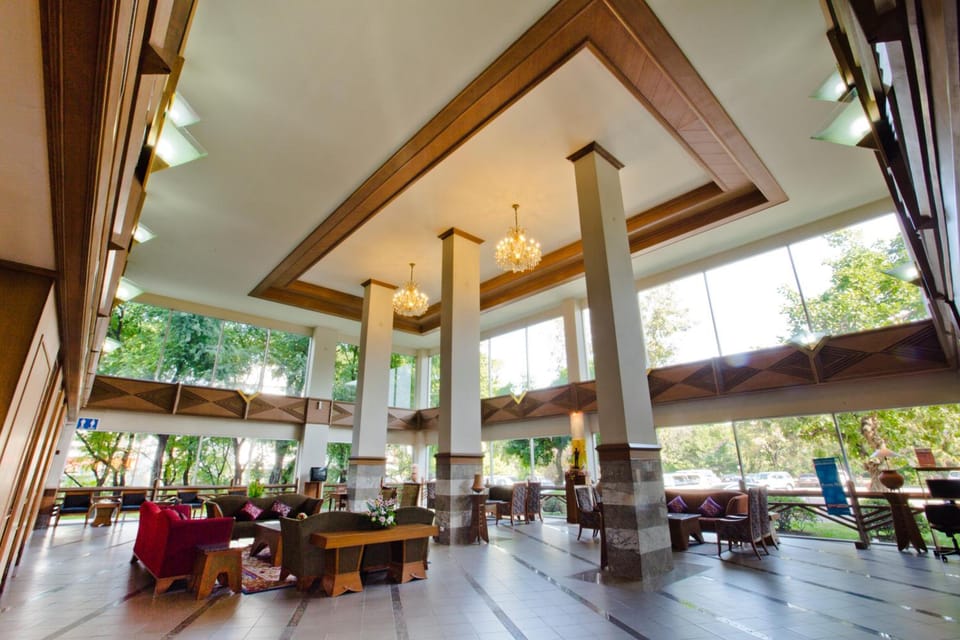 Charoen Hotel Hotel in Laos