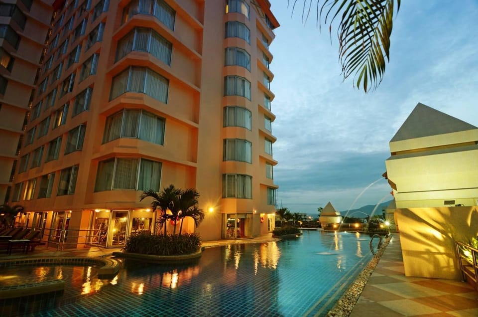 Duangtawan Hotel Hotel in Chiang Mai