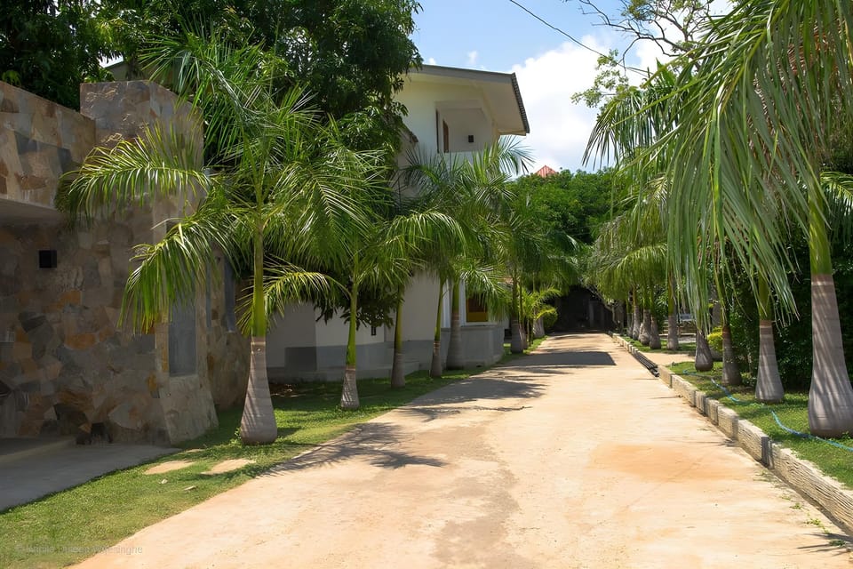 THE KENT HOTEL Resort in Southern Province