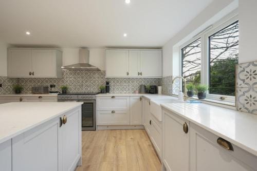 Modern 5BR Victorian Home in Liverpool Hotel in Liverpool
