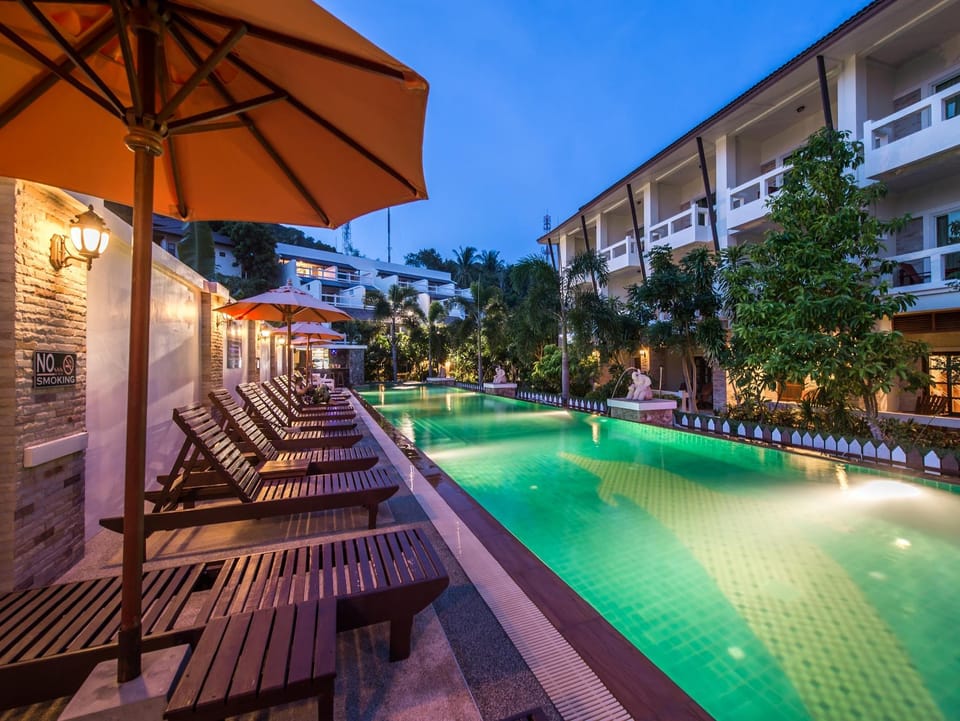 Swimming pool