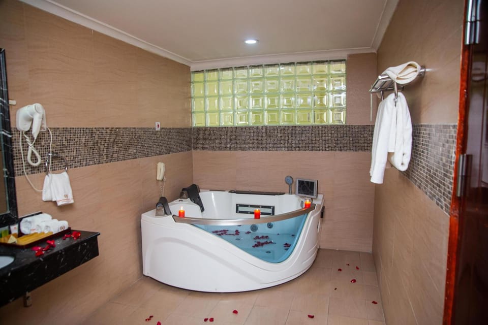 Tiffany Diamond Hotel Hotel in City of Dar es Salaam