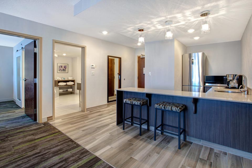 Ramada by Wyndham St. Paul AB Hotel in Alberta