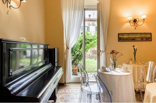 B&B Casa Rossa Hotel in Florence