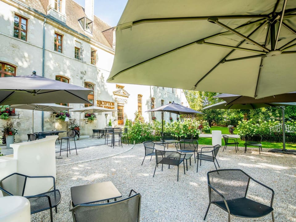 Hotel de Bourbon Mercure Bourges Hotel in Bourges