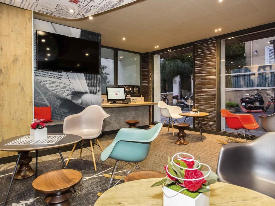 Bar/lounge