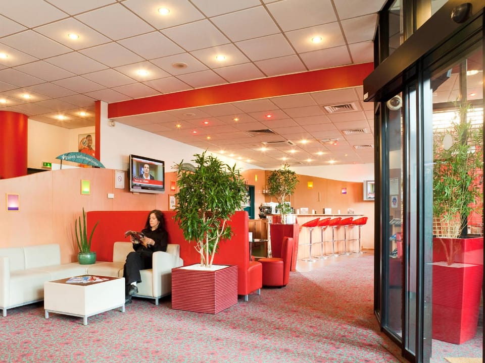 ibis Paris Pantin Eglise Hotel in Pantin
