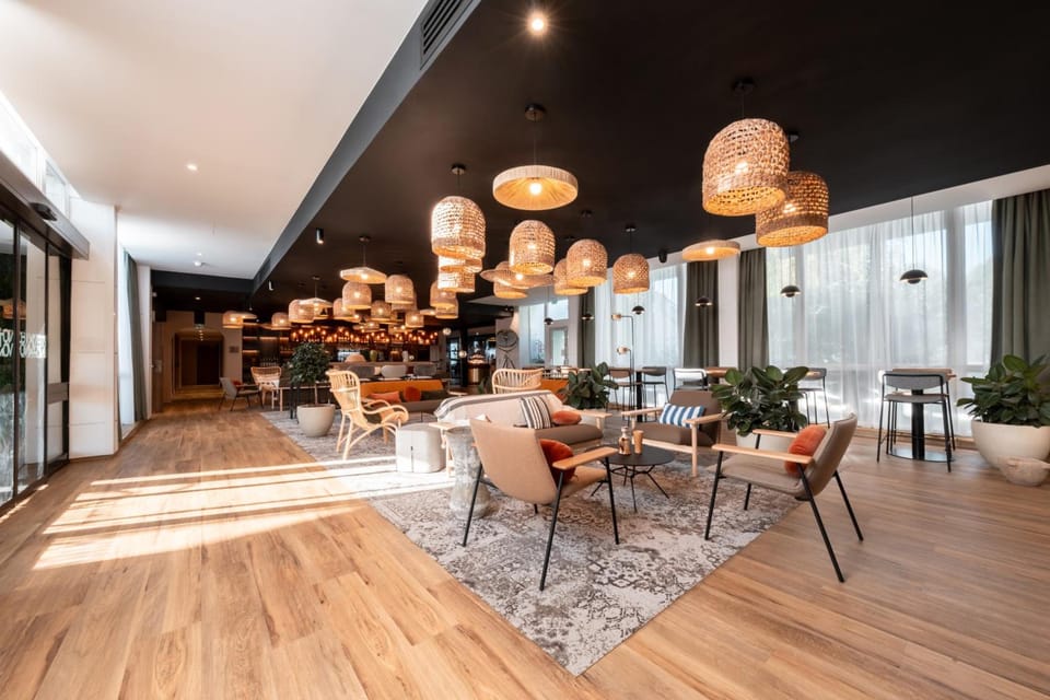 Bar/lounge