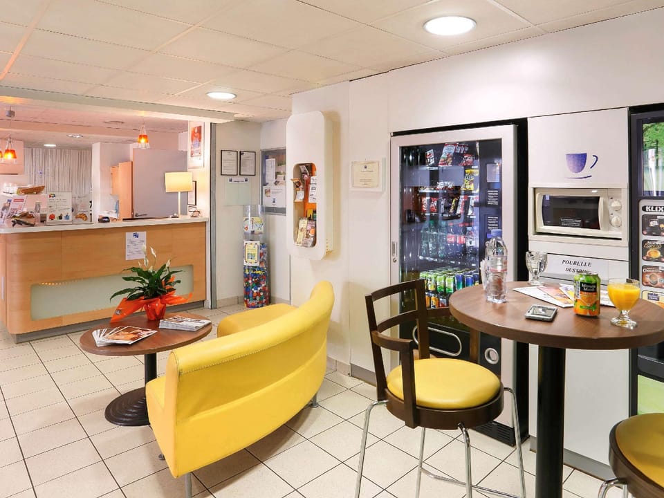 First Inn Hotel Hotel in Apt