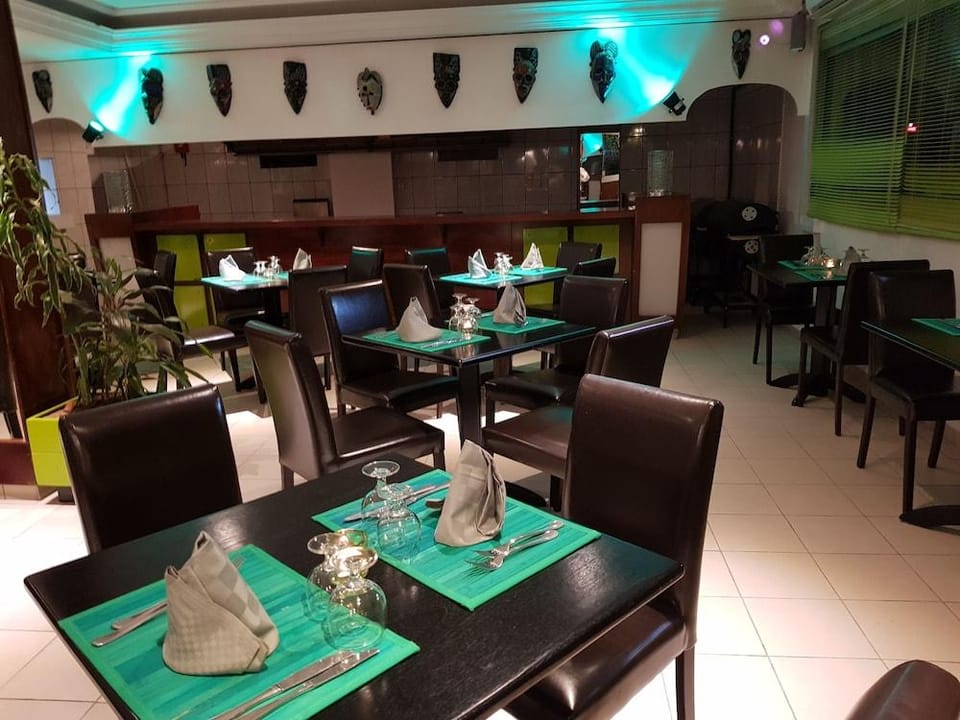 Bano Palace Hotel Hotel in Douala
