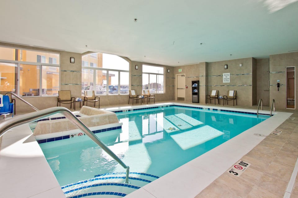 Holiday Inn Express & Suites Denver East-Peoria Street By IHG Hotel in Montbello