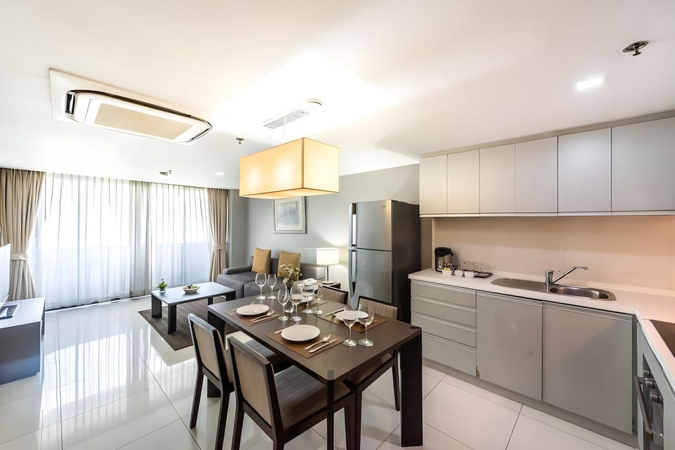 Royal Suite Hotel Bangkok Apartment hotel in Bangkok