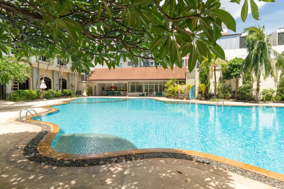 Royal Twins Hotel Hotel in Pattaya City