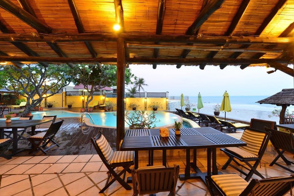 Supatra Hua Hin Resort Resort in Nong Kae
