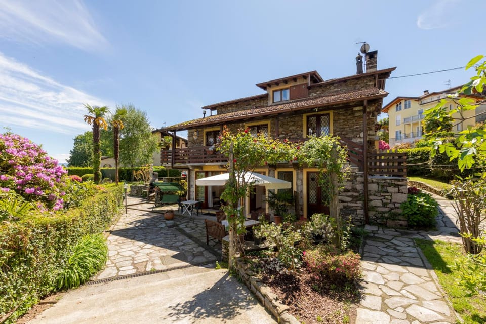 Villa Lucciola Hotel in Stresa