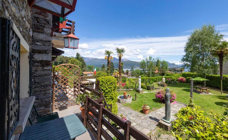 Villa Lucciola Hotel in Stresa