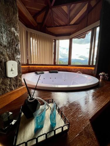 Chale Encanto da Natureza Lodge in Visconde de Mauá