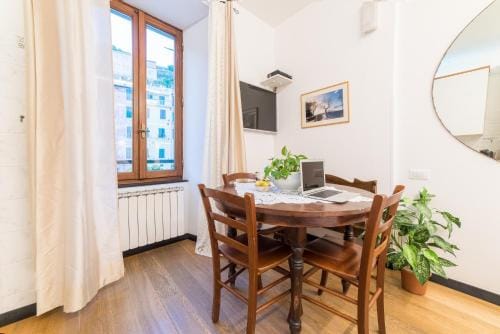 The Vernazza Main Plaza - Rooms & Suites Hotel in Vernazza