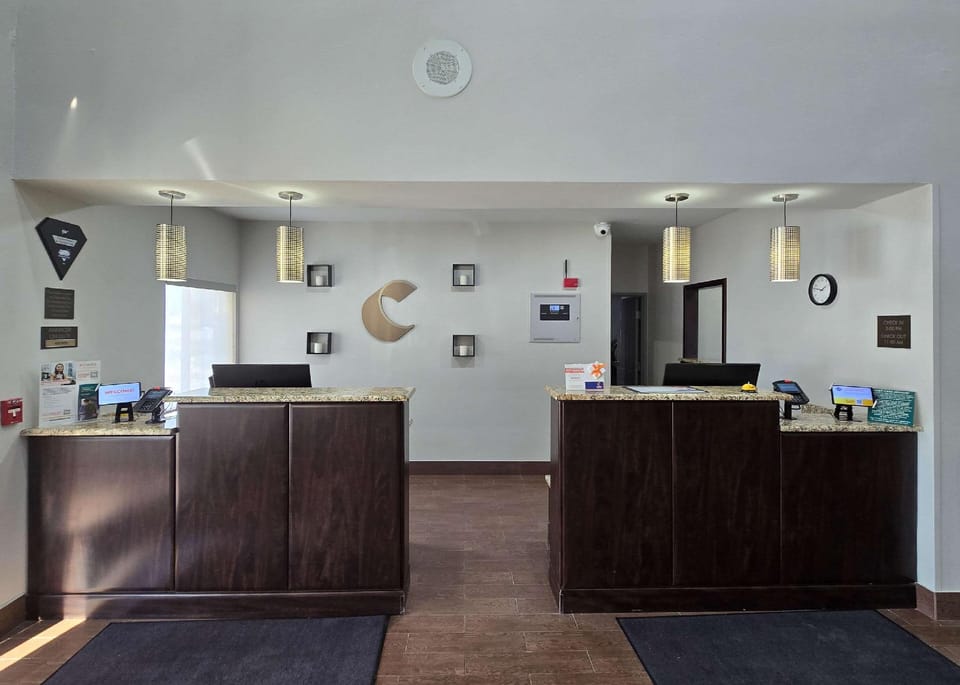 Comfort Suites Terre Haute University Area Hotel in Terre Haute