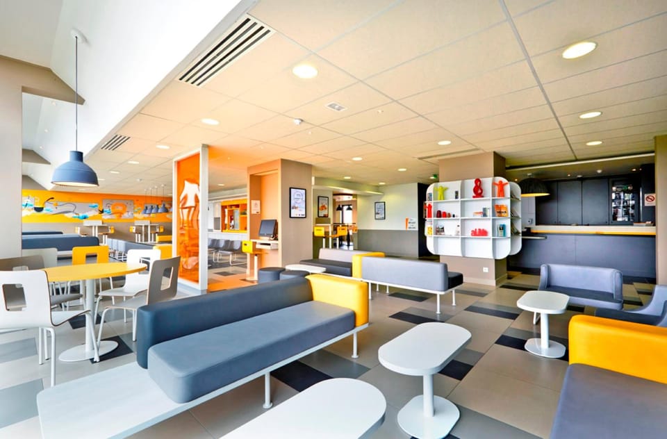 Bar/lounge
