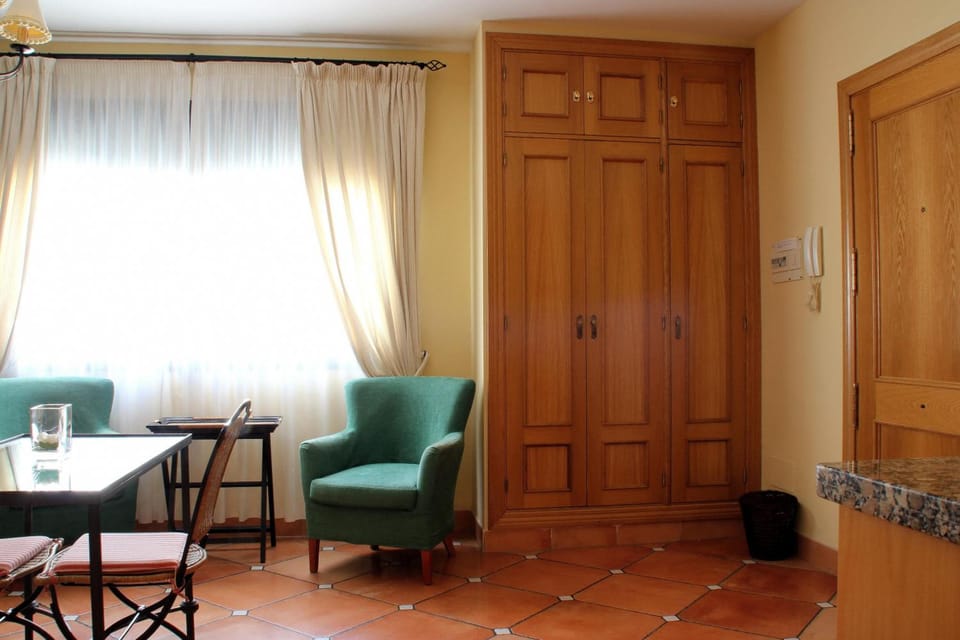 Apartamentos Flores Hotel in Torremolinos