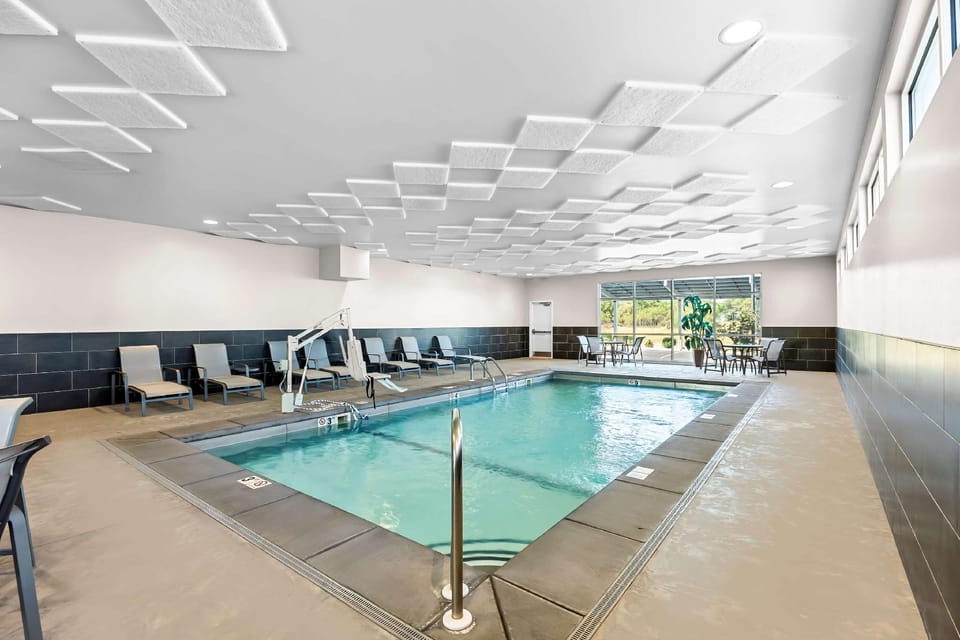 Best Western Plus Bolivar Hotel & Suites Hotel in Ozark Mountains