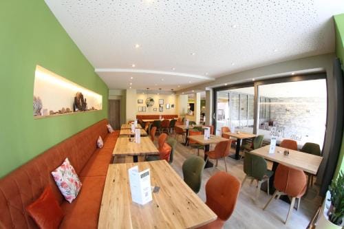 Weinstube byCASTORs Hotel in Cochem-Zell