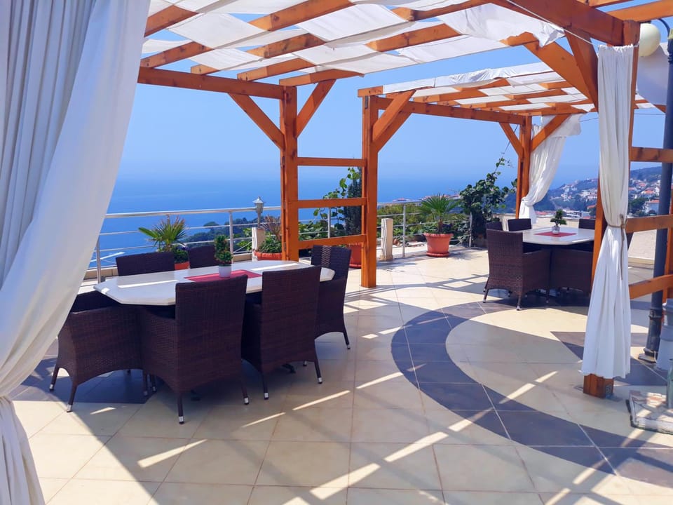 Sun Apartments Hotel in Ulcinj