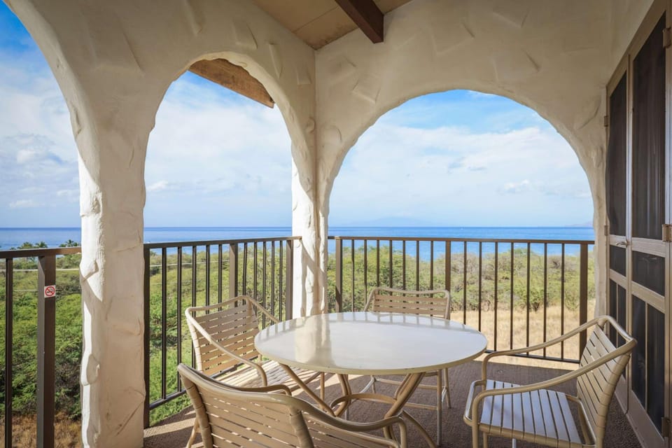 Aston Maui Hill Resort Apartment hotel in Wailea