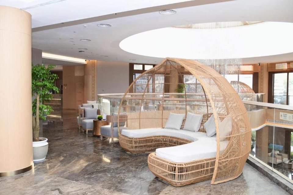 Narada Resort & Spa Cifu Lake Hotel in China