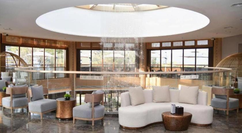 Narada Resort & Spa Cifu Lake Hotel in China