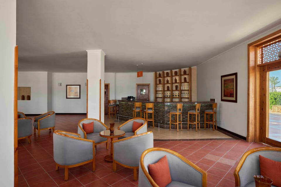 Bar/lounge