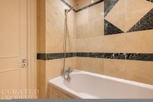 Chic   Sunlit Earls Court Flat Hotel in City of Westminster