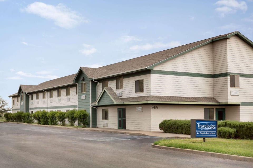 Travelodge by Wyndham Alpine Hotel in Alpine