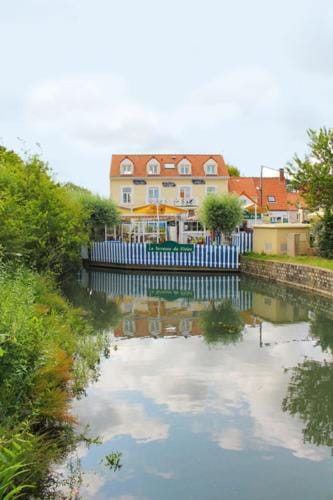 Hotel Le Vivier WISSANT - Centre Village - Cote d'Opale - Baie de Wissant - 2CAPS Hotel in Hauts-de-France