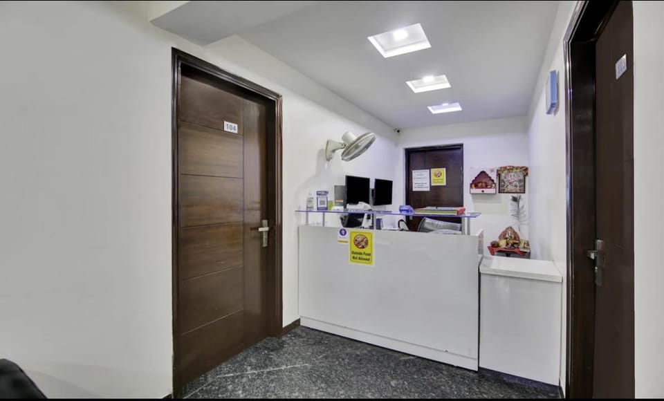 Embassy Inn Hotel in Noida