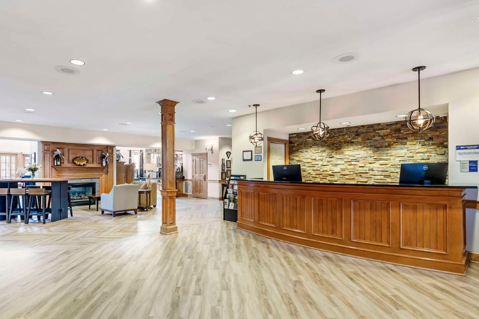 Best Western Plus Dutch Haus Inn and Suites Hotel in Ohio