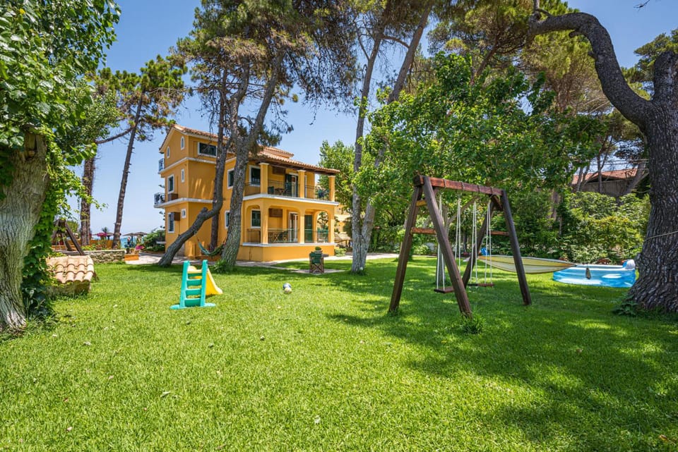 Zarkadis Beach Apartments Apartment hotel in Zakynthos, Greece