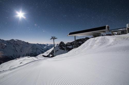 Loftsuite Hotel Saas Hotel in Canton of Valais