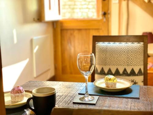 Greencourt Loft - The Cotswold Way, Stroud Hotel in Stroud
