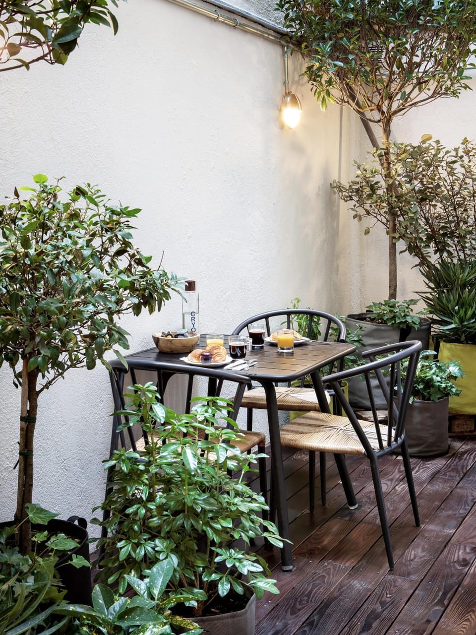 New Hotel Le Voltaire Hotel in Paris