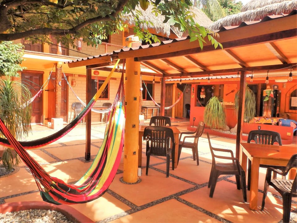 HOTELITO SWISS OASIS, Playa Zicatela - Adults Only - Kitchen - Cocina Hotel in Brisas de Zicatela