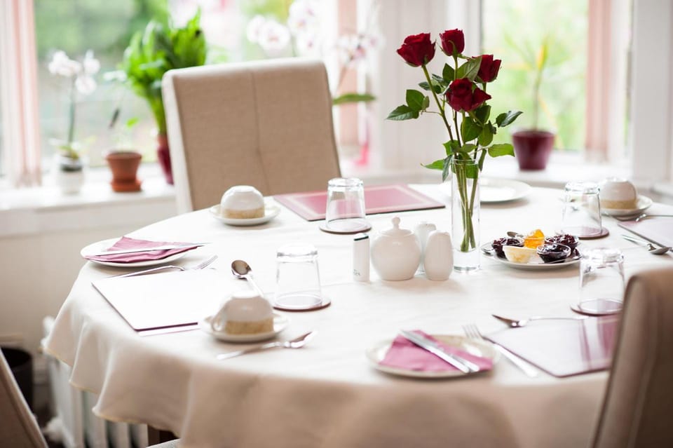 Dean Park Guest House Hotel in Kilmarnock