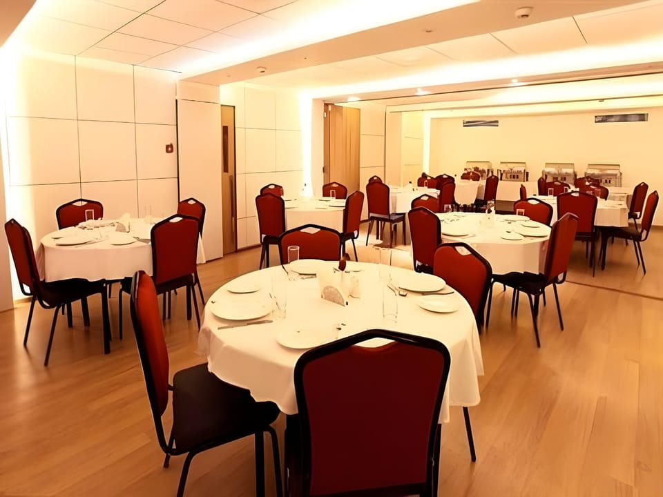 Mumbai Metro - The Executive Hotel Hotel in Mumbai