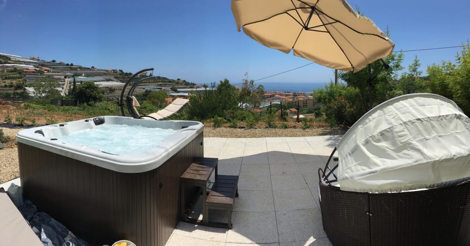 Agriturismo Azzurra Biricchina Hotel in Liguria