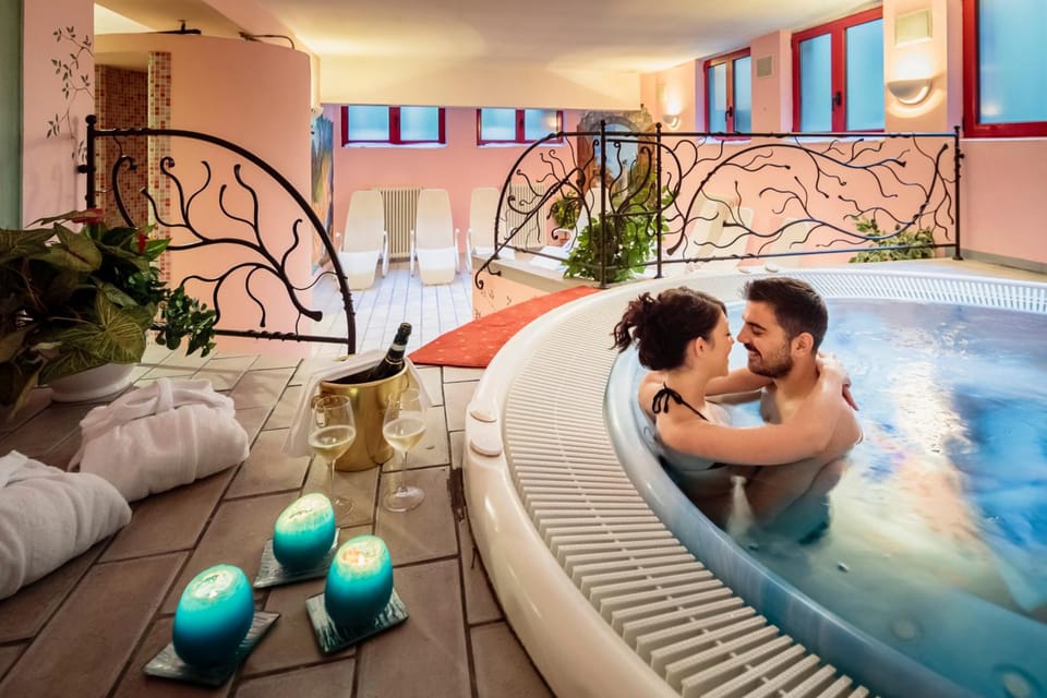 Hot tub