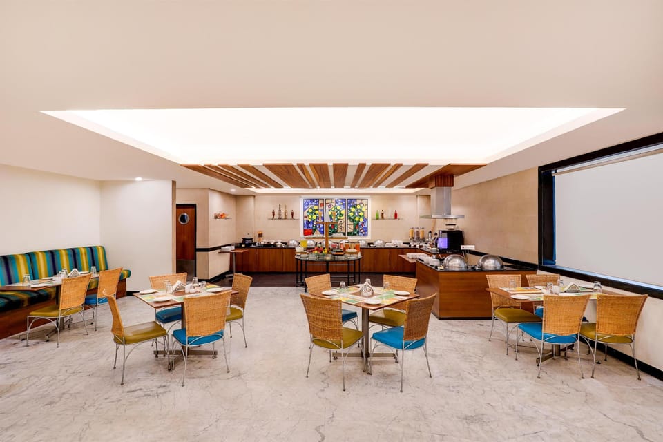 Lemon Tree Hotel Indore Hotel in India