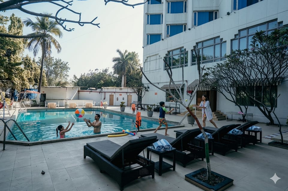 Swimming pool